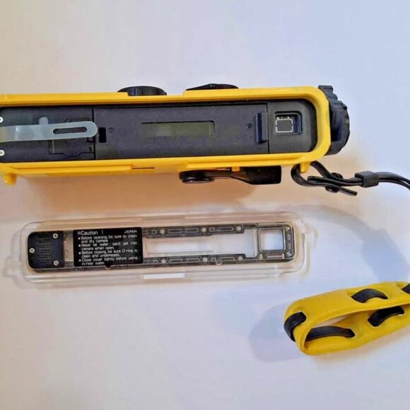 Minolta Weathermatic 110 A Underwater Film Camera Diving Camera - Picture 4 of 8